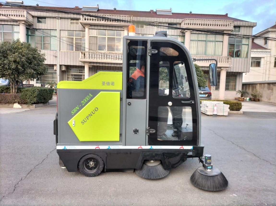 中国香港龙马清扫车